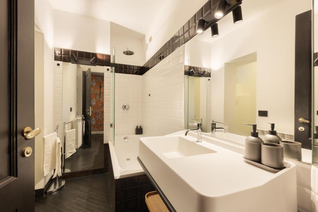Hl Luxury Duomo Apartment - Via Torino, Montenapoleone 米兰 外观 照片